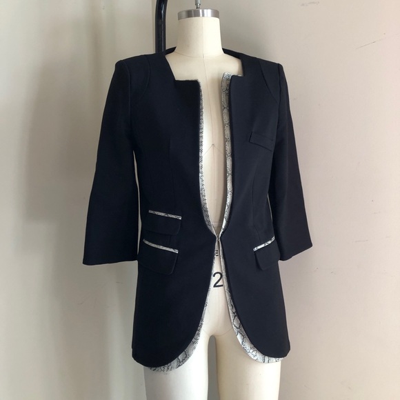 Snake Skin Detailed Blazer - Picture 1 of 4